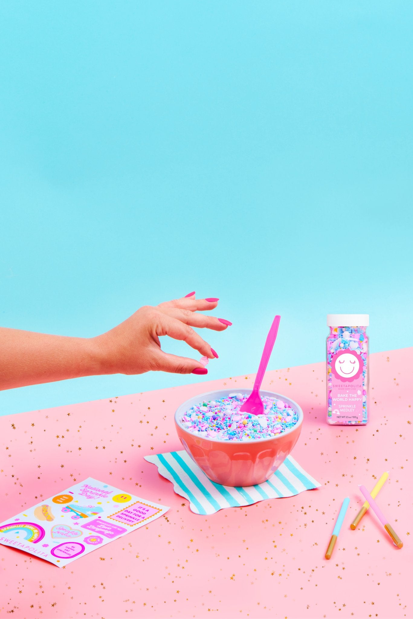 Bake The World Happy - US - Sweetapolita