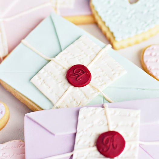 Love Letter & Scripted Heart Cookies - Sweetapolita