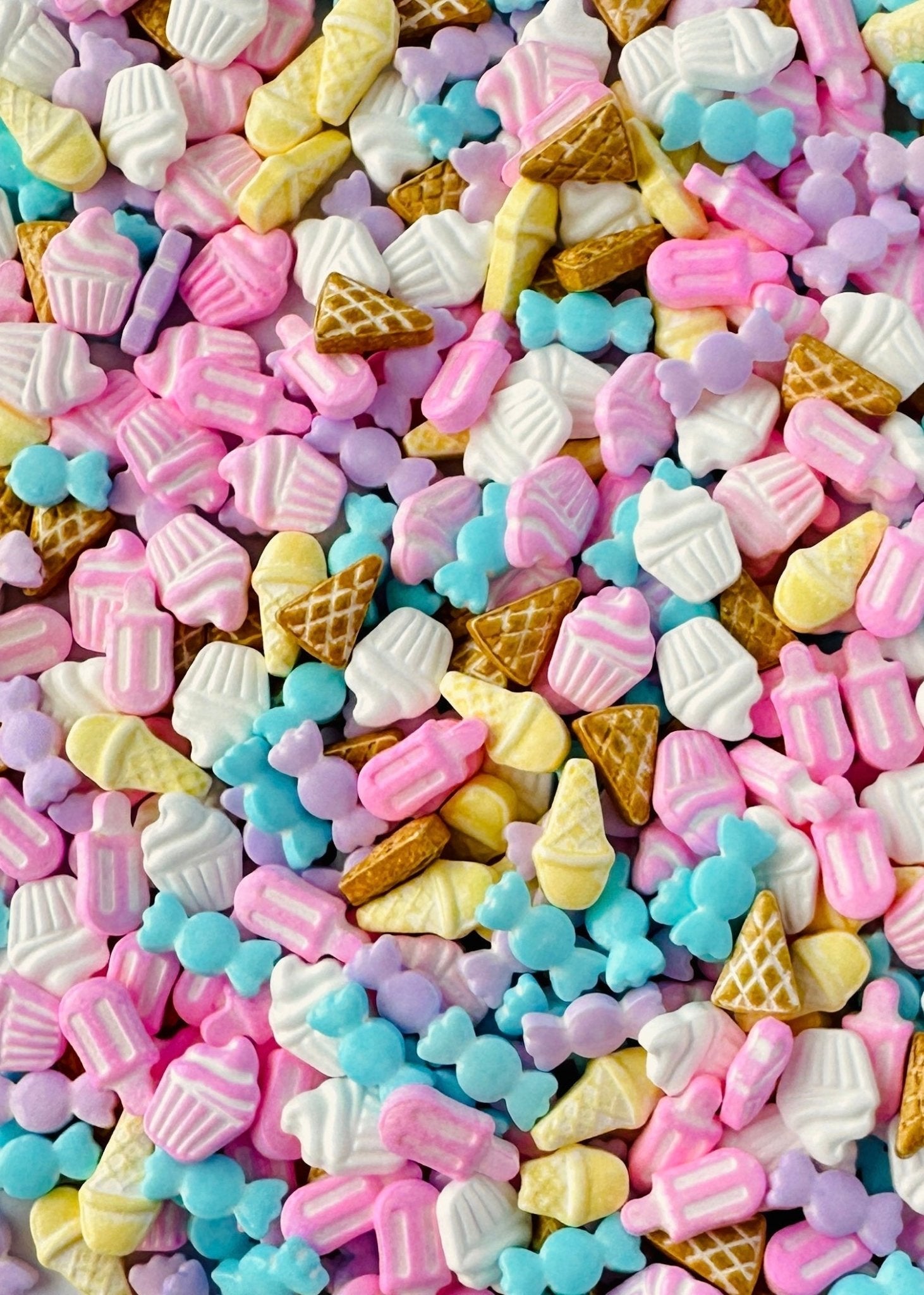 All Kinds of Yummy Candy - US - Sweetapolita